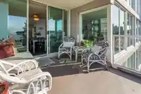 802 1455 DUCHESS AVENUE - thumbnail 10