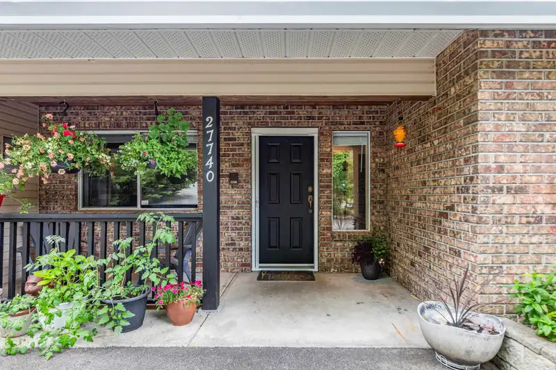 27740 SAYERS CRESCENT - photo 4 of 40