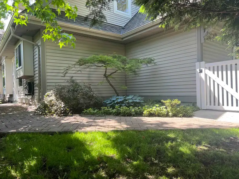 82 23085 118 AVENUE - photo 4 of 24