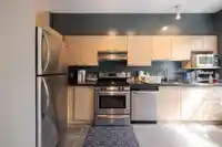 28 3711 ROBSON COURT - thumbnail 10