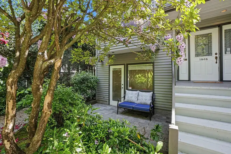 1868 W 15TH AVENUE - photo 2 of 30