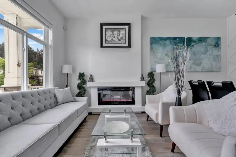 14745 62 AVENUE - photo 2 of 32