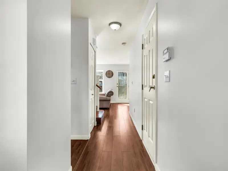 69 12099 237 STREET - photo 2 of 39