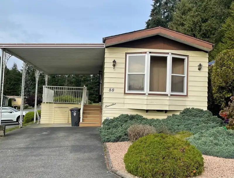 88 2315 198 STREET - photo 1 of 7