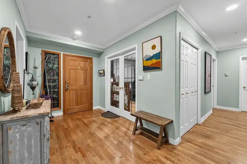 203 1725 128 STREET - photo 3 of 36