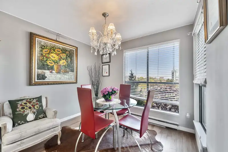 703 7040 GRANVILLE AVENUE - photo 4 of 23