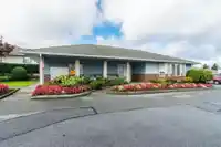52 8889 212 STREET - thumbnail 37