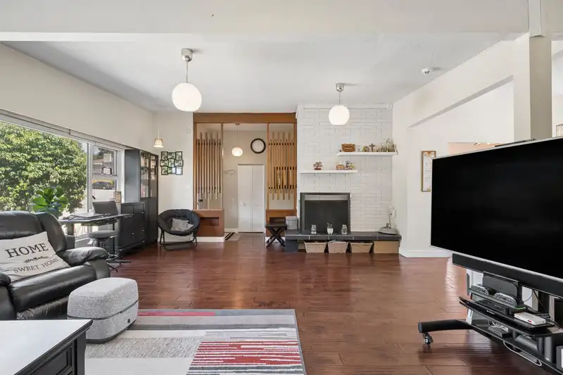 87 MUNDY STREET - photo 3 of 25