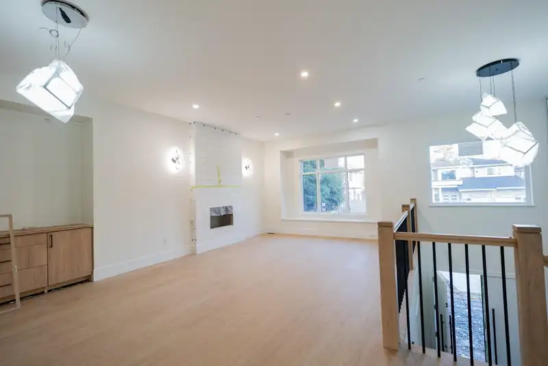 8511 BENEDICT BOULEVARD - photo 2 of 16