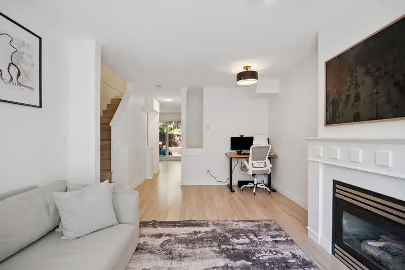 6689 PRENTER STREET - photo 4 of 30