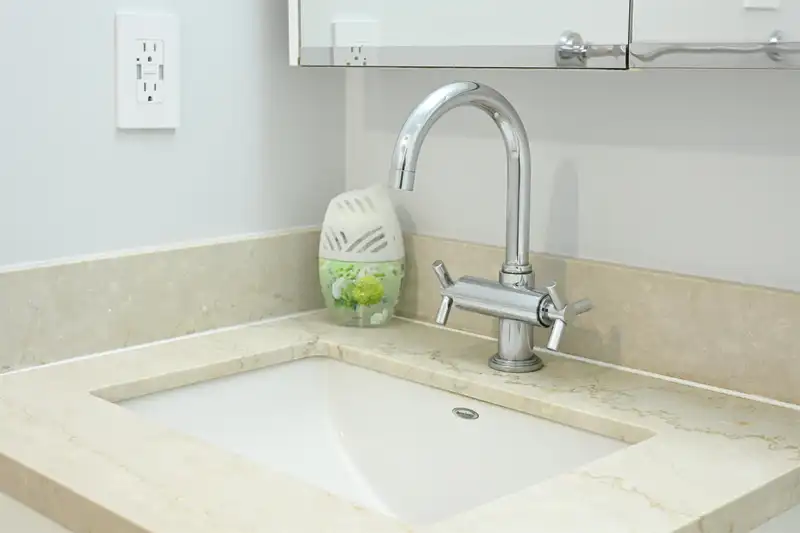 1403 888 HOMER STREET - photo 1 of 19