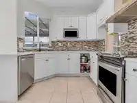8510 212 STREET - thumbnail 35
