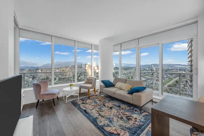 2212 1955 ALPHA WAY - photo 3 of 40