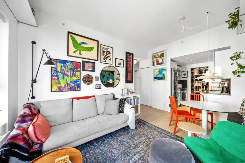 703 983 E HASTINGS STREET - photo 3 of 36