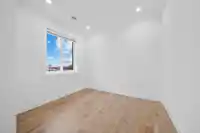 2995 E 17TH AVENUE - thumbnail 13