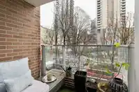 863 RICHARDS STREET - thumbnail 25