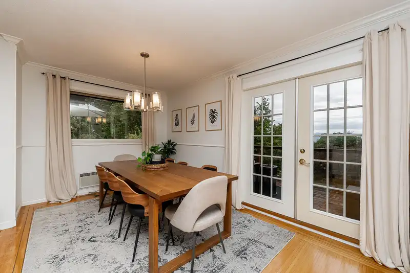 2988 FLEET STREET - photo 1 of 40