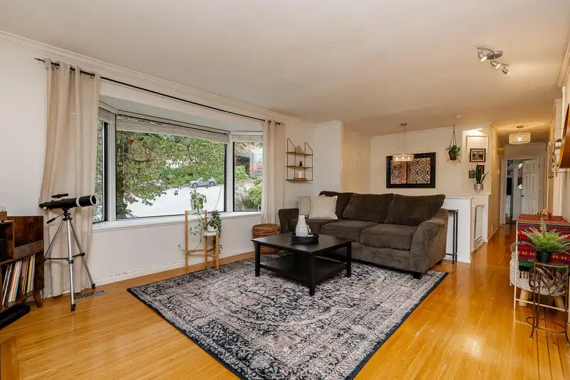 2988 FLEET STREET - photo 3 of 40