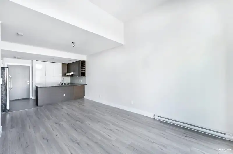 412 3478 WESBROOK MALL - photo 1 of 22