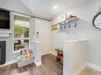18 1073 LYNN VALLEY ROAD - thumbnail 13
