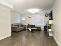 11 32138 GEORGE FERGUSON WAY - thumbnail 3