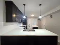 11 32138 GEORGE FERGUSON WAY - thumbnail 5