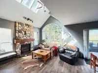 63 14600 MORRIS VALLEY ROAD - thumbnail 5