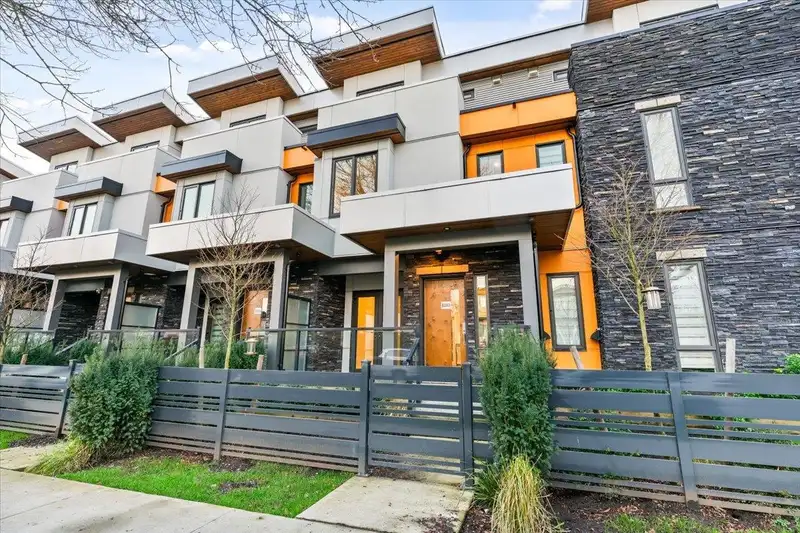8305 FRENCH STREET - photo 1 of 36