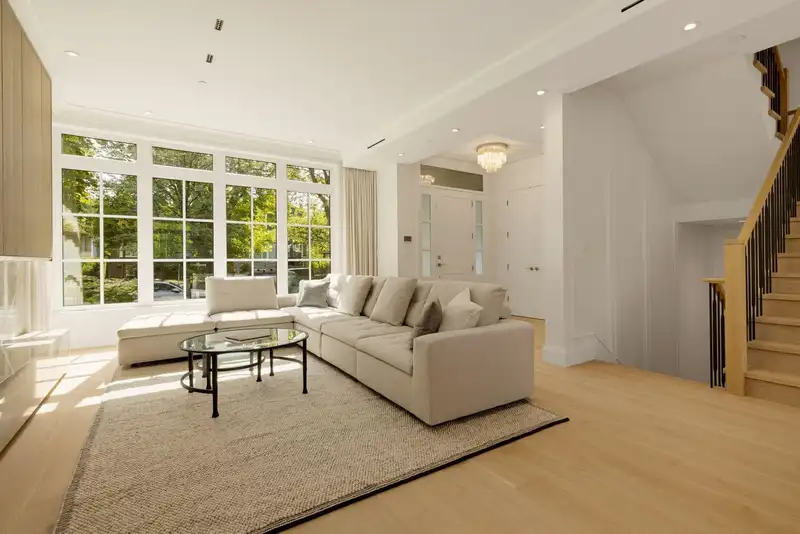 3887 W 15TH AVENUE - photo 3 of 38