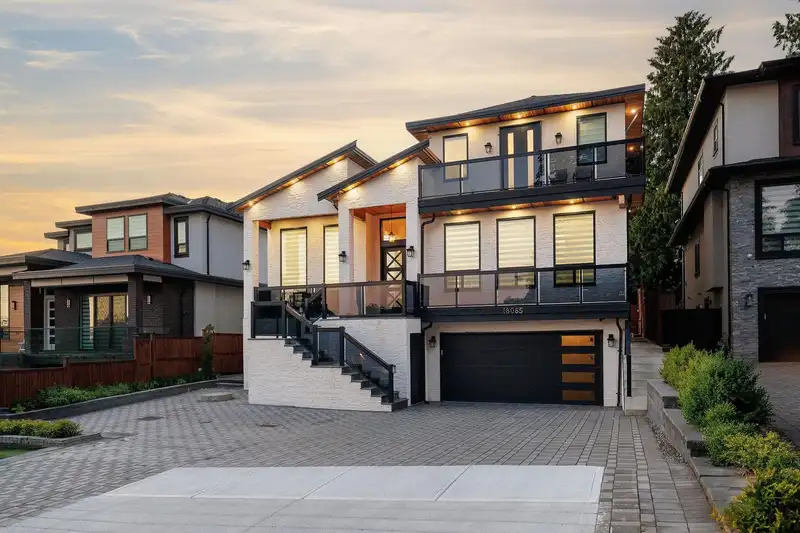 18065 58A AVENUE - photo 2 of 40