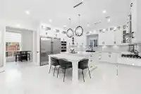 18065 58A AVENUE - thumbnail 4