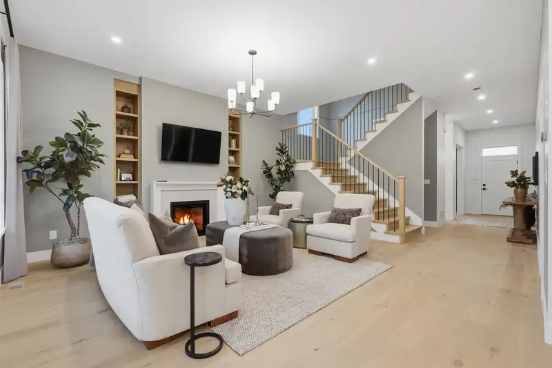 19748 74A AVENUE - photo 4 of 18