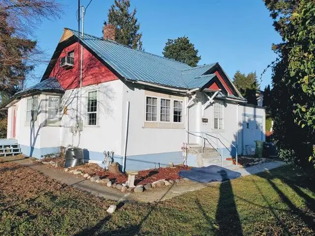 46155 LEWIS AVENUE - photo 2 of 2
