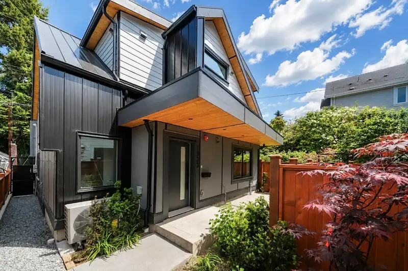 1933 E 4TH AVENUE - photo 1 of 24