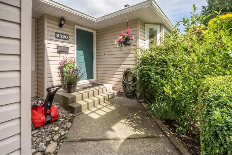 9320 210 STREET - photo 4 of 29