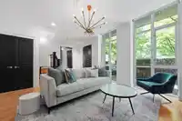 471 BEACH CRESCENT - thumbnail 19