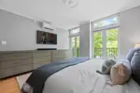 471 BEACH CRESCENT - thumbnail 29