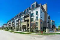 615 8379 201 STREET - thumbnail 1