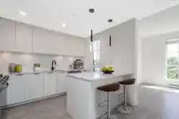 615 8379 201 STREET - thumbnail 5