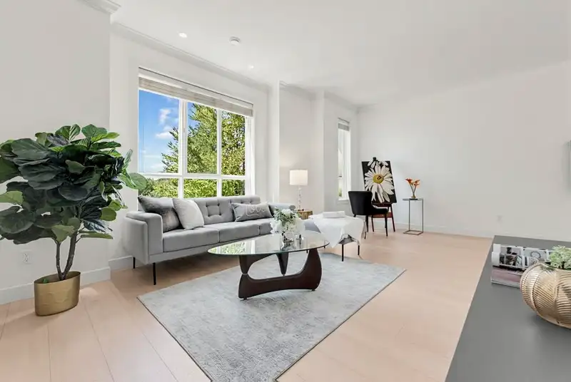4 7140 RAILWAY AVENUE - photo 3 of 36