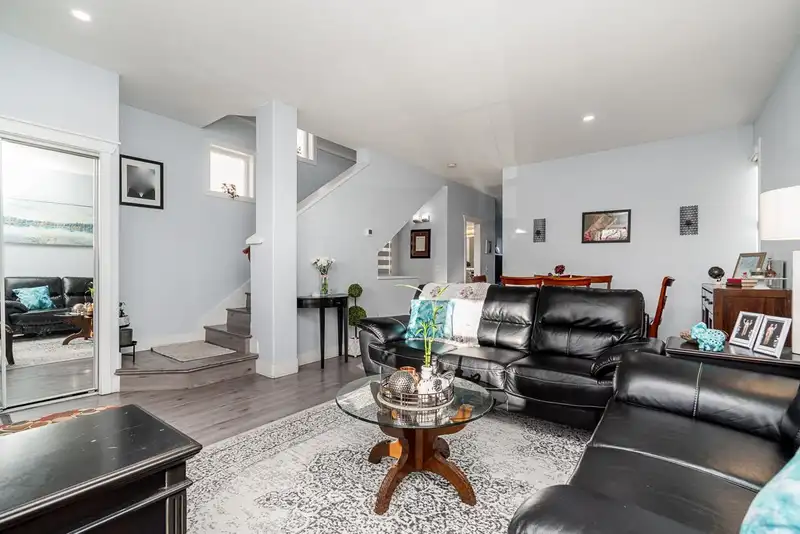 6926 190 STREET - photo 4 of 40