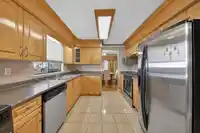 7351 141A STREET - thumbnail 12