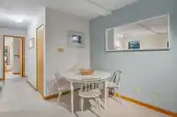 1102 3050 HILLCREST DRIVE - thumbnail 6