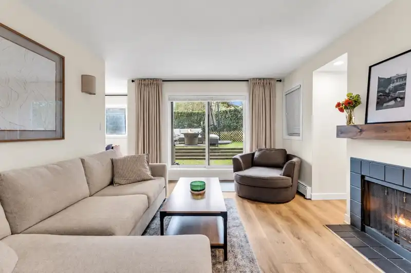 102 1935 W 1ST AVENUE - photo 1 of 21