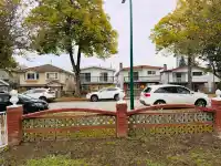 2258 34TH AVE E AVENUE - thumbnail 3