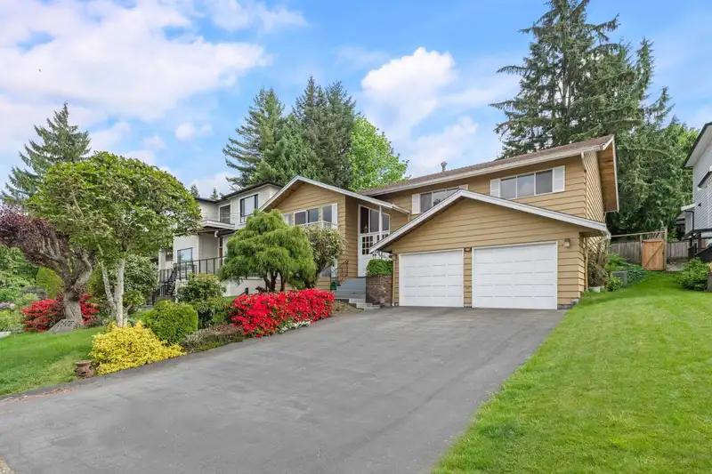 2322 HURON DRIVE - photo 3 of 40
