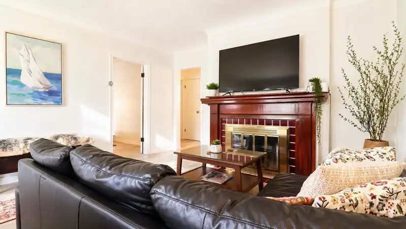5231 CULLODEN STREET - photo 3 of 19