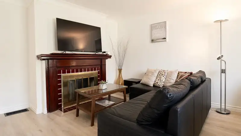 5231 CULLODEN STREET - photo 4 of 19