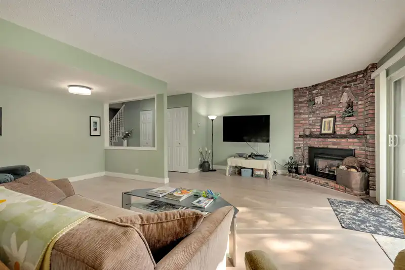 27 11771 KINGFISHER DRIVE - photo 3 of 26