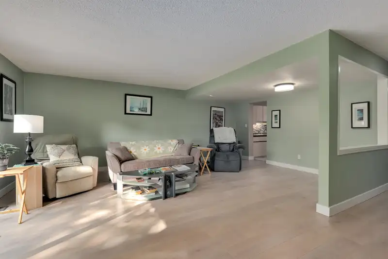 27 11771 KINGFISHER DRIVE - photo 4 of 26